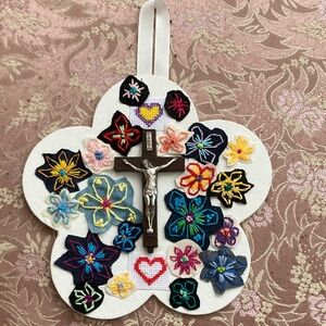 NEW hand sewn flowers with wooden cross, 8x8 on canvas flower frame